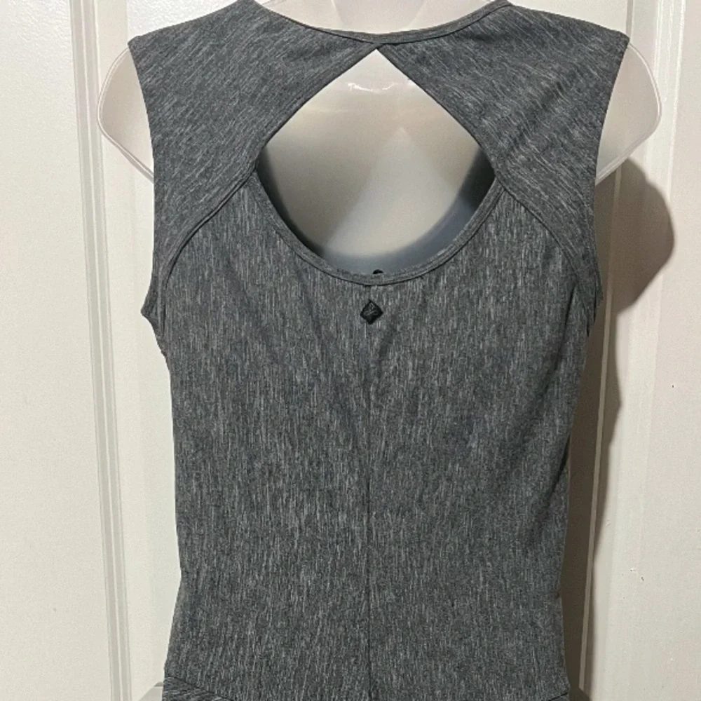 Prana Gray Sleeveless Dress Back Cut Out Size Small outdoor summer hiking casual